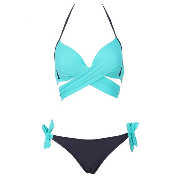 Sexy Criss Cross Push Up Bandage Bikini with Ties - Picture 3 of 7